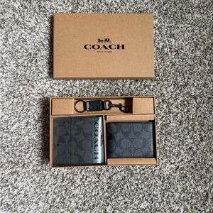 Coach 3 in 1 Wallet Gift Set